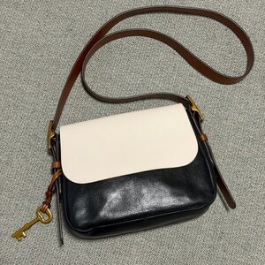 Fossil Black and Cream genuine leather Crossbody Bag